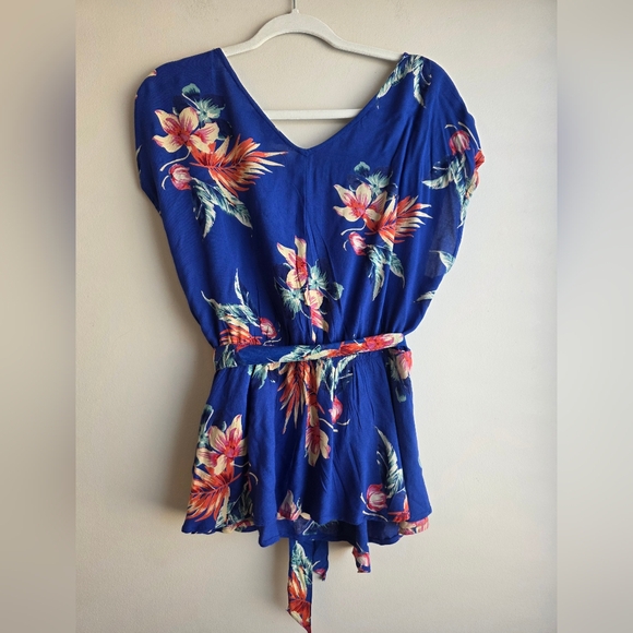 Floral Blue Women's Top - Picture 8 of 10